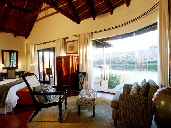 Pumba Water Lodge - Private Lounge 